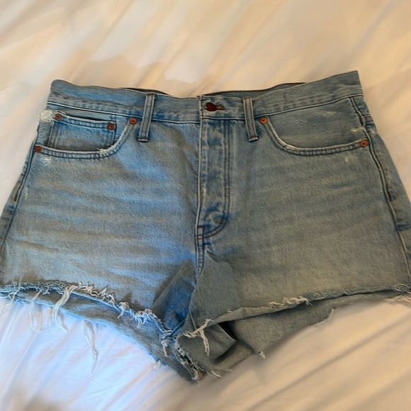 Madewell Relaxed denim shorts - Picture 1 of 4